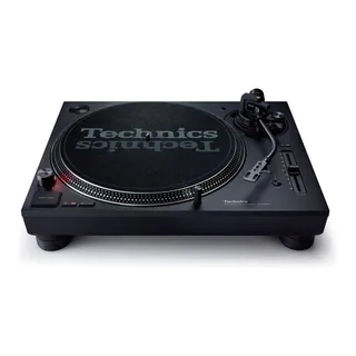 Technics SL-1210MK7 – classic DJ turntable for rental in Warsaw
