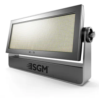 SGM X5 – strobe, blinder and wash in one – stage effects rental, Warsaw
